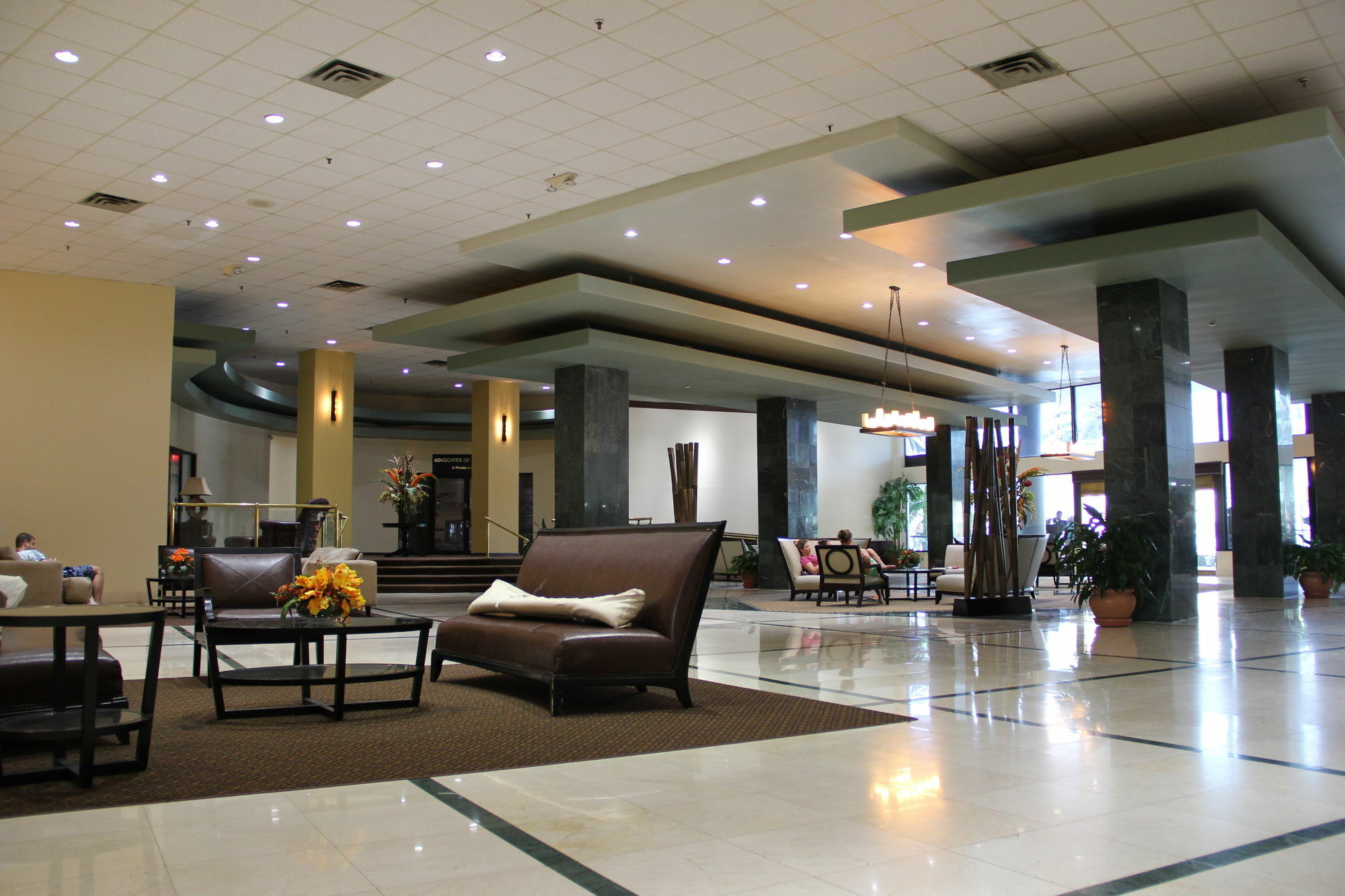 Private Apartments At The Casablanca マイアミビーチ エクステリア 写真